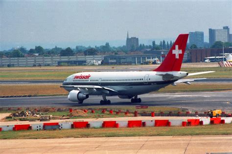 Hb Ipc Swissair Airbus A At London Heathrow Decemb Flickr