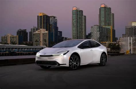 Toyota Prius用銷量證明油電車比電動車更好