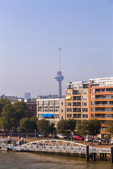 Euromast La Tour Dobservation De Rotterdam Ville Vue Depuis Het Park