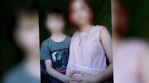 Schwangere 14 Jährige hat Angst vor der Geburt doch ihr Freund 11