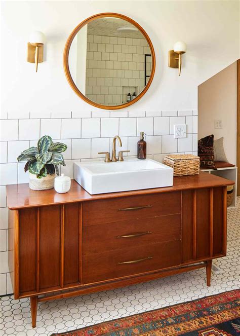 12 Stylish Midcentury Modern Bathroom Ideas