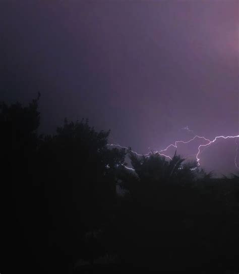 Lightning On A Purple Sky Aesthetics Celestial Sunset Body Outdoor