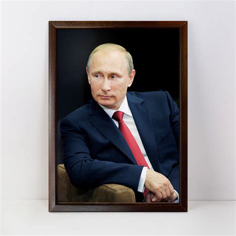 Портрет Путина В.В. в рамке под дерево / А-3 (30x42 см.) - купить по ...