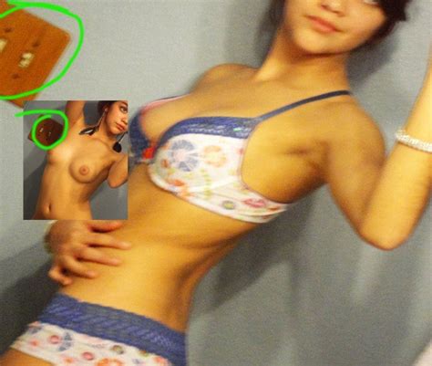 Sarah Hyland Naked New Photos TheFappening