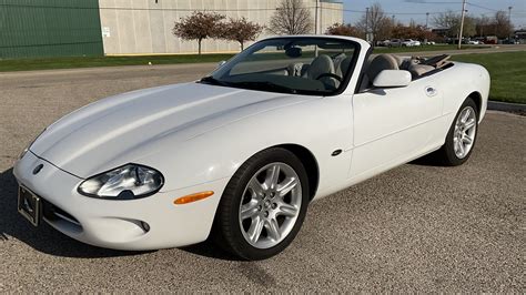 2000 Jaguar Xk8 Convertible At Indy 2023 As L27 1 Mecum Auctions