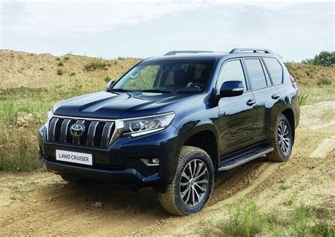 New Toyota Land Cruiser Prado 2020 2 7L GXR Photos Prices And Specs In UAE