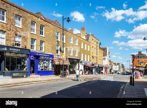 Georgian shop highgate village london hi-res stock photography and ...