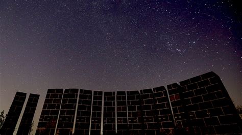 Astonishing Pictures Geminids Meteor Shower Lights Up The Sky Cgtn