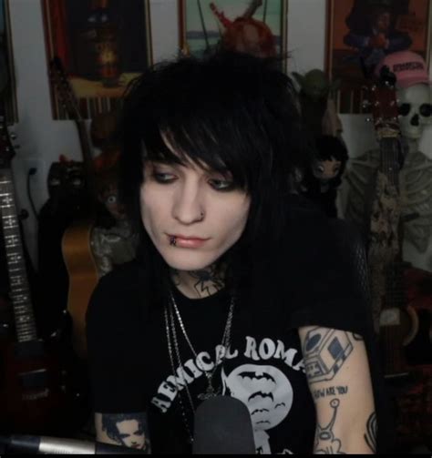 Pin by 𖤐dêførmed k tteñ𖤐 on johnnie guilbert in 2024 Johnnie guilbert Hot emo guy Cute emo guys
