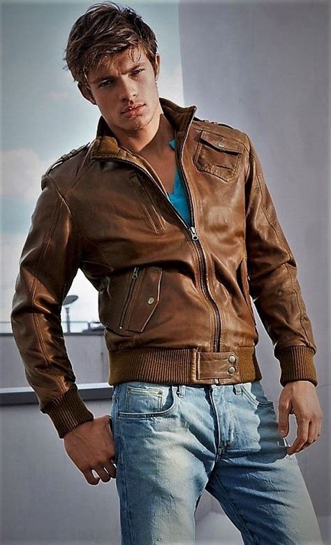 Коричневая Кожаная Куртка Фото — Фото Картинки