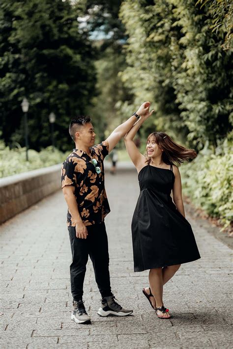 Couple Photoshoot Singapore | Pan Pixels