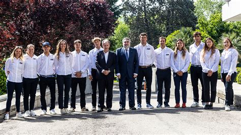 La Vela Muestra Su M Sculo Este Es El Equipo Preseleccionado Para