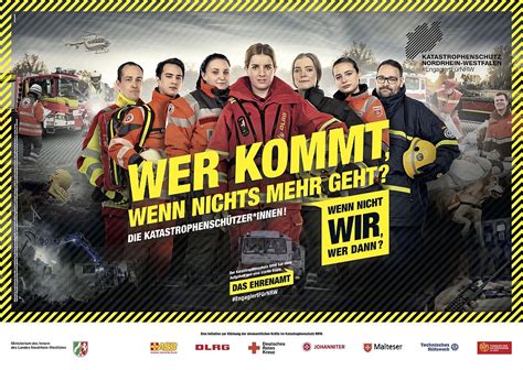 Leiterin Der Jugendfeuerwehr Wirbt Auf Plakat Landesweit F R Das