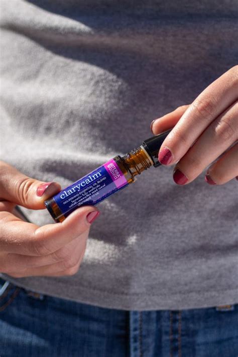 doTERRA ClaryCalm Monthly Blend for Women Roll-on | dōTERRA – Home ...