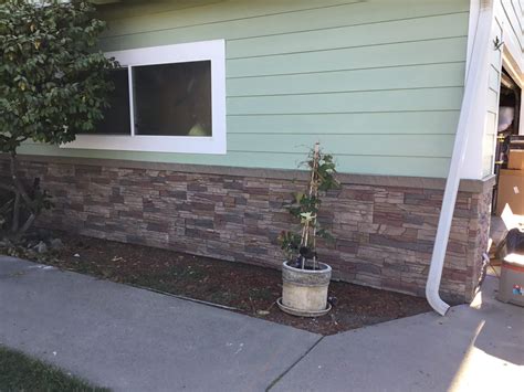 Liz's Faux Stone DIY Wainscot - GenStone