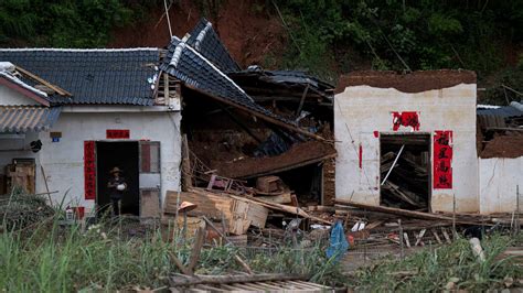 Death Toll In South China Flooding Jumps To 38