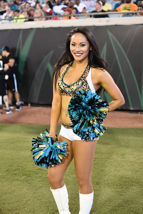 THE ROAR Of The Jaguars Bucs At Jags 082016 Jackson1245 Flickr