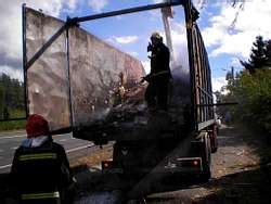 Una Colilla Pudo Ser La Causa Del Fuego En Un Cami N De Recogida De