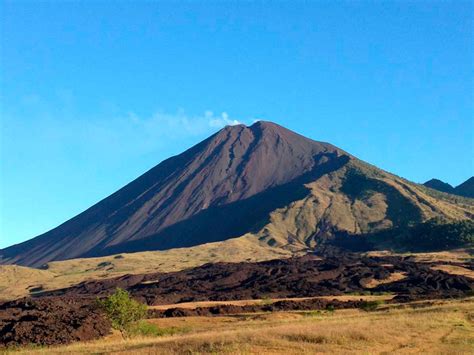 Pacaya Volcano Hike - Antigua Tours by Elizabeth Bell