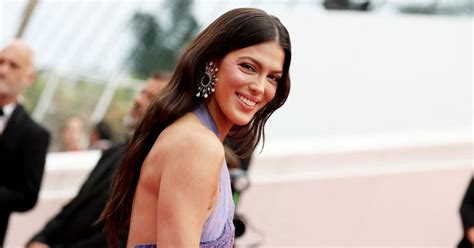 Iris Mittenaere En Lingerie Transparente Elle Subjugue Ses Fans PHOTOS