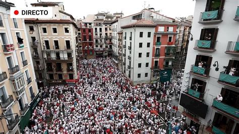 Chupinazo Chupinazo De San Ferm N En Directo Los Dantzaris De