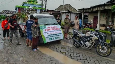 Banser Dan MWCNU Di Gresik Salurkan Bantuan Untuk Korban Banjir NU