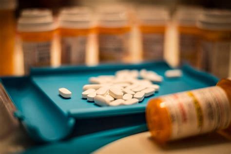 Should The Government Limit A Physician’s Ability To Treat Patients With Opioids Wsj