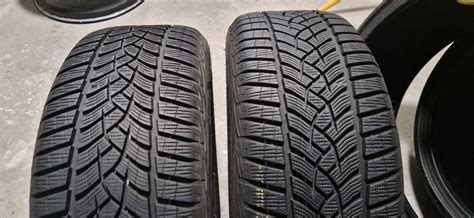 Opony zimowe 2szt GOODYEAR ultra GRIP performance 225 55 16 Dębinki