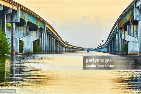 Atchafalaya Basin Bridge Photos and Premium High Res Pictures - Getty ...