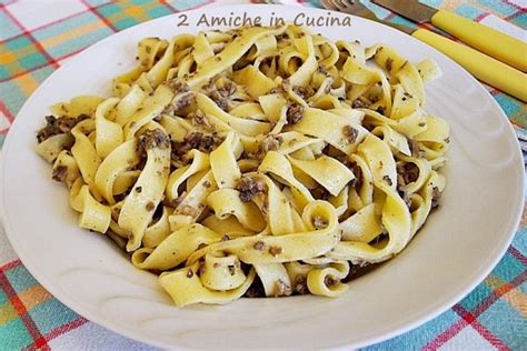 Tagliatelle Al Tartufo Ricetta Tipica Umbra Amiche In Cucina