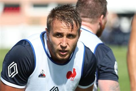 Bleus Anthony Jelonch Sera Le Capitaine Du Xv De France Contre L Uruguay