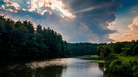 Serene Waters and Clear Views: Must-See Lakes of the Poconos