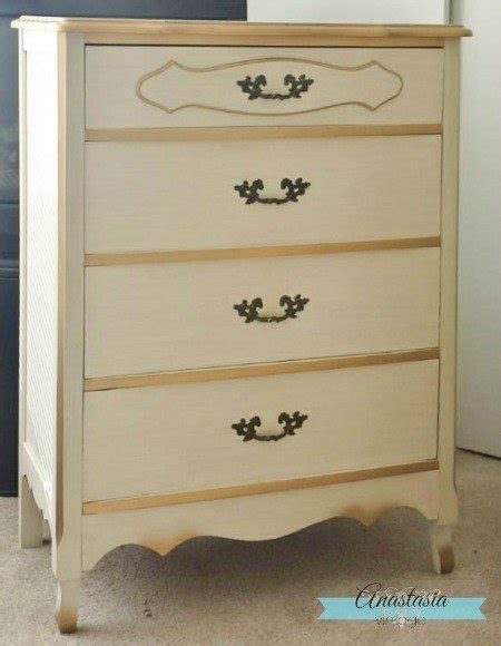 Beautiful Vintage Dresser Makeover - KnockOffDecor.com