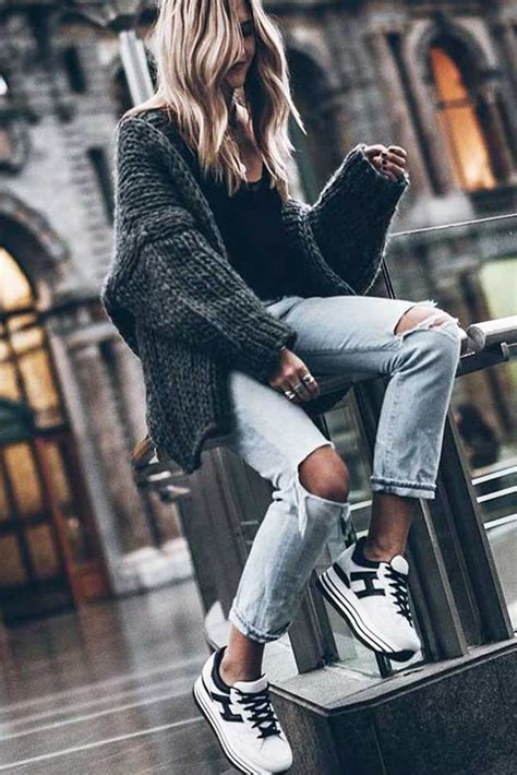 Cozy Outfit Ideas That Are Still Sexy