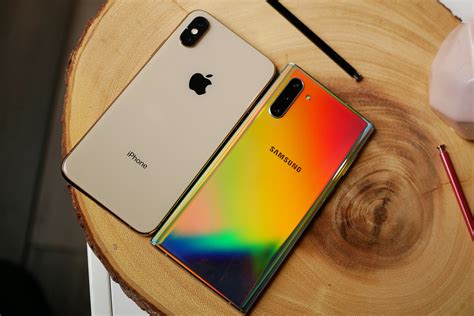 Samsung Galaxy Note 10 Vs Iphone Xs Specs Comparison Digital Trends