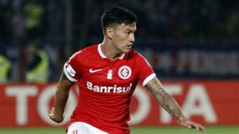 Internacional De Porto Alegre Oficializa El Regreso De Charles Ar Nguiz