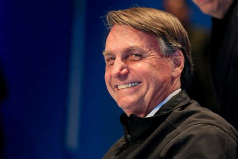 Bolsonaro Afirma Que Se Reeleito Pode Criar Novos Ministérios