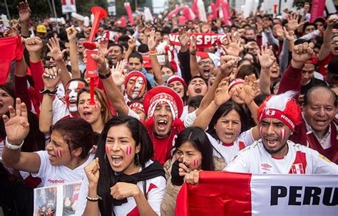 Selección Peruana Hinchas Agradecieron La Entrega De La Bicolor En La Copa América 2019