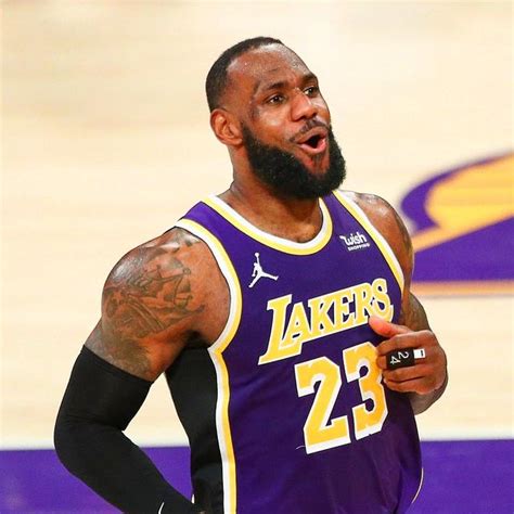 Nba1天4消息！哈登恐賽季報銷詹姆斯表態字母哥放狠話湖人失落 每日頭條