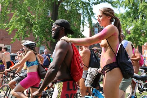 Fitness Model At The Philly Naked Bike Ride Reddit Nsfw