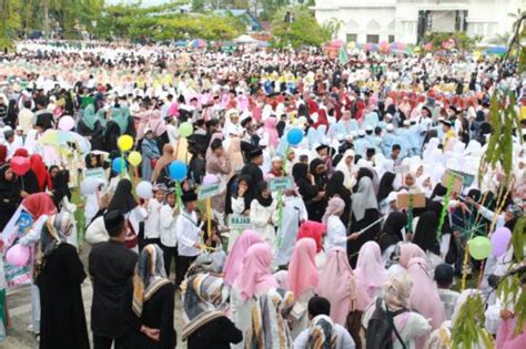 Lepas Pemberangkatan Pawai Hijratul Rasul Ini Pesan Amran Mahmud