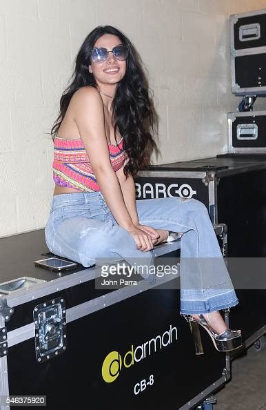 Pj Host Emeraude Toubia Backstage During Univisions Premios Juventud