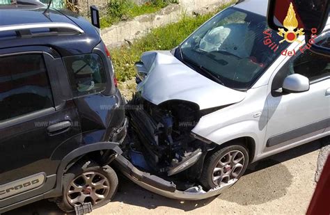 Incidente Su Ss A Sellia Marina Un Ferito E Tre Auto Coinvolte Il