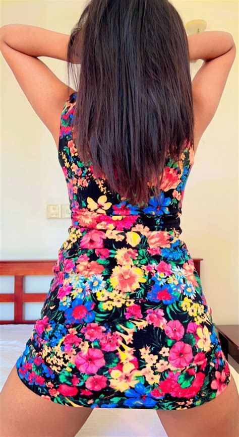 Nethuki Campus Girl In Cmb Sri Lankan Escort In Colombo