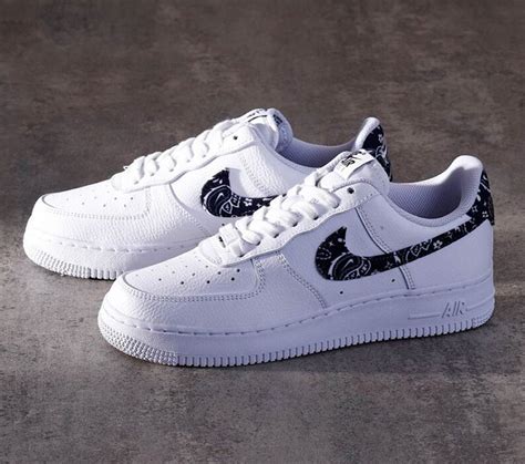 ミタスニー エアフォース1 NIKE airforce1 w 07 ess CYBzg m27374472477 白 ペイズリー バスケット