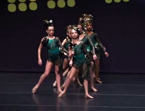 17 Best images about Group Dances on Pinterest | The ribbon, Dance moms girls and Chloe