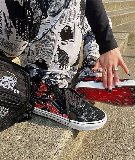 Vans x Stranger Things Sk8-Hi Reissue Black & Red Skate Shoes