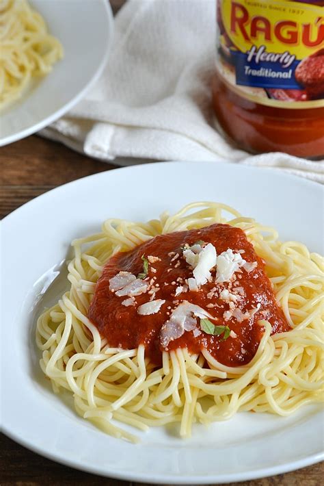 Saucesome Dinner Moments With Ragú Mother Thyme