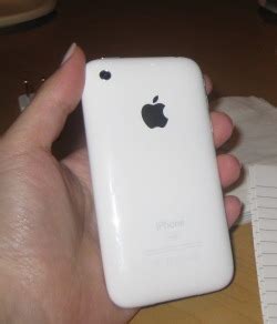 iphone 3G White 16GB | ClickBD