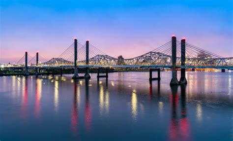 Louisville Kentucky Bridge Stock Photos, Pictures & Royalty-Free Images ...